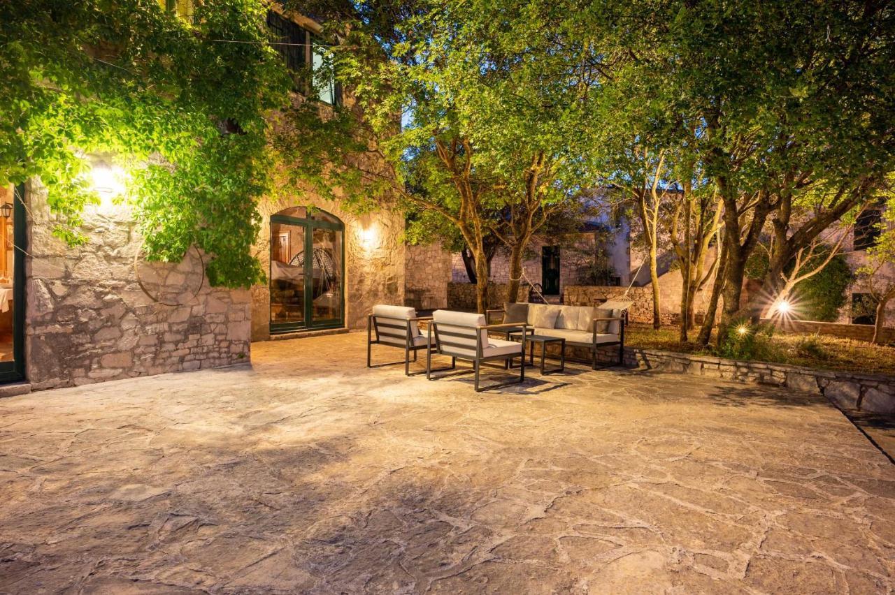 Nono Ban Hotel & Villa Gornji Humac Exterior photo